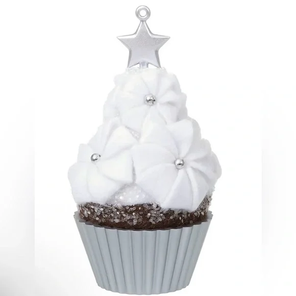 NEW HALLMARK Keepsake Christmas Ornament. Christmas Cupcakes #12 from 2021. - Picture 4 of 6